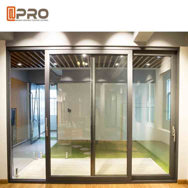 Οι λεπτές πλαισίων αλουμινίου πόρτες γυαλιού συρόμενων πορτών Soundproof εσωτερικές συρόμενες γλιστρούν το εσωτερικό ξύλινο γυαλί παραθύρων και πορτών